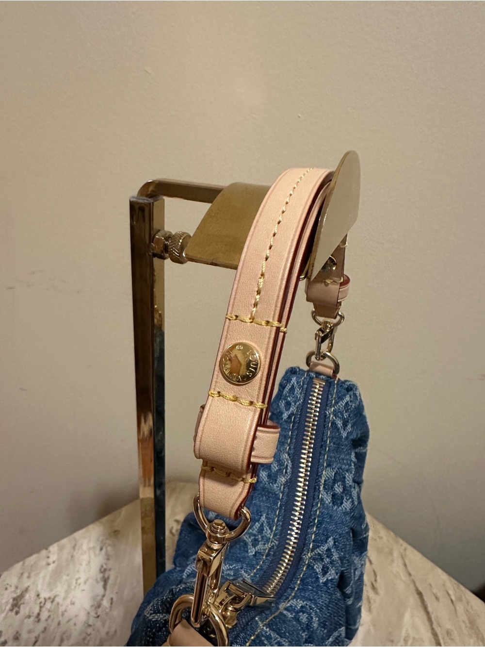 Louis Vuitton Pochette Valley in Denim Monogram - Picture 12 of 14
